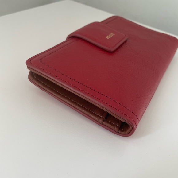 Fossil Logan Wallet - Picture 3 of 8